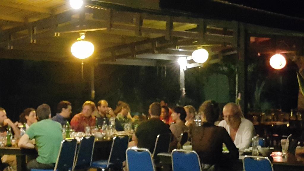 Kampoeng Nelayan Hotel Palu Kültér fotó