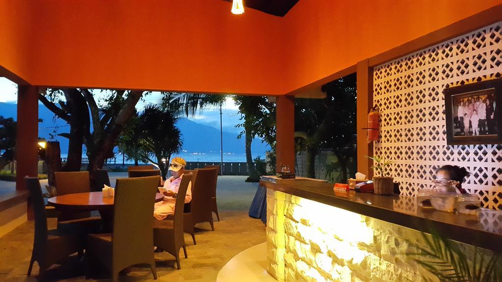 Kampoeng Nelayan Hotel Palu Kültér fotó
