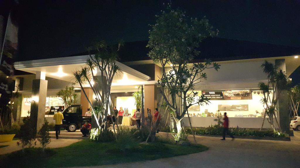 Kampoeng Nelayan Hotel Palu Kültér fotó