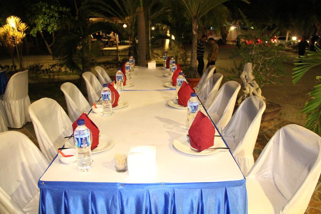 Kampoeng Nelayan Hotel Palu Kültér fotó